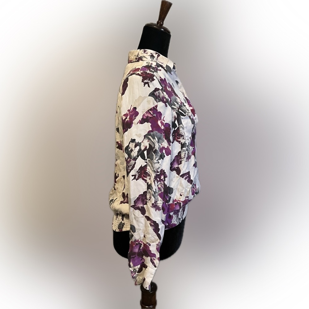 White House Black Market Long Sleeve Silk Floral Blouse size XS - Picture 3 of 12